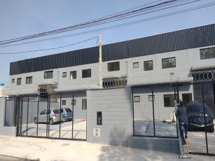 GALPÃO INDUSTRIAL NO ÉDEN

LOCALIZAÇÃO: Via Luiz Carlos Guerra, nº 28 - Jardim Azaléas - Éden

ÁREA: Terreno: 465,94 m² ;Área Construída: 348 m²  

OBSERVAÇÕES:   GALPÃO: - Com área industrial de aproximadamente 224 m²; Pé direito: 6 metros.  ESCRITÓRIOS: Piso Superior: Escritório de 49 m², banheiro, mais uma área de 25 m² com pé direito baixo para uso como arquivo morto ou escritório; Piso Inferior: Recepção com 50 m², banheiro com acesso para cadeirantes, preparação para conversão em vestiário. Água e esgoto fornecimento e manutenção pelo SAAE.  

VALOR DE LOCAÇÃO: R$ 6.400,00

VALOR DO IPTU MENSAL (2024):

VALOR DO SEGURO MENSAL (ESTIMADO):      (Dependendo da atividade exercida pela empresa, este valor poderá sofrer alteração).

Potência elétrica: 75KVA

Para agendar uma visita entre em contato por e-mail ou no número

Fones: (15) 3321-0791 ou (15) 9 9782-0799

Email – adm@gmfltda.com.br.

Mais info: www.gmfltda.com.br

